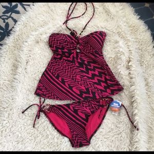 ~NWT FUCHSIA & BLACK TANKINI W GOLD CHAIN TRIM